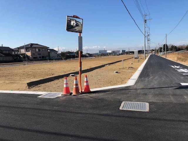 東側の北道路